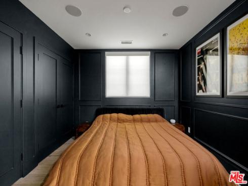 413  Marigold   Avenue, Corona del Mar, CA