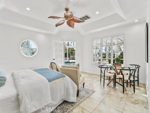 19  Harbor Pointe  , Corona del Mar, CA