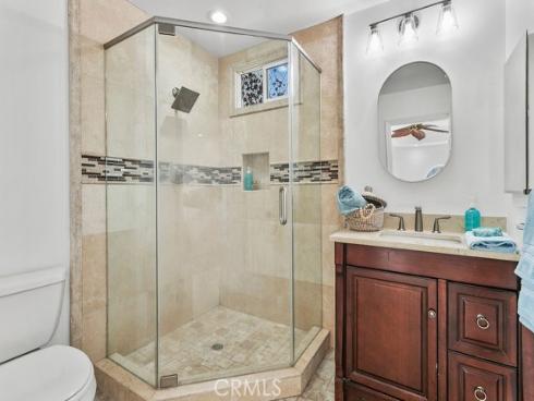 19  Harbor Pointe  , Corona del Mar, CA