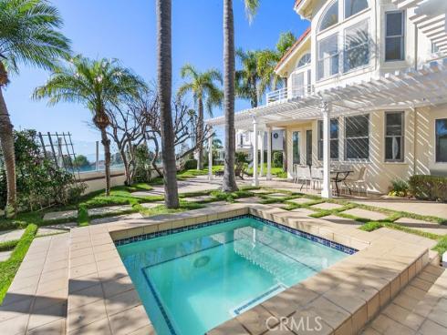 19  Harbor Pointe  , Corona del Mar, CA