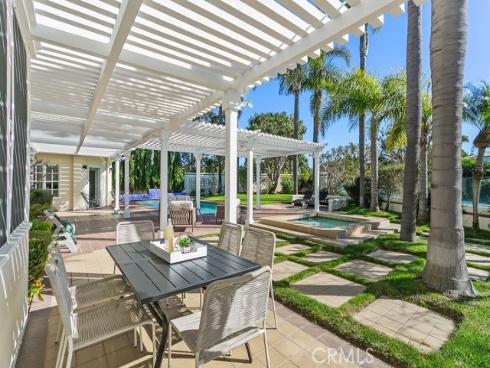 19  Harbor Pointe  , Corona del Mar, CA