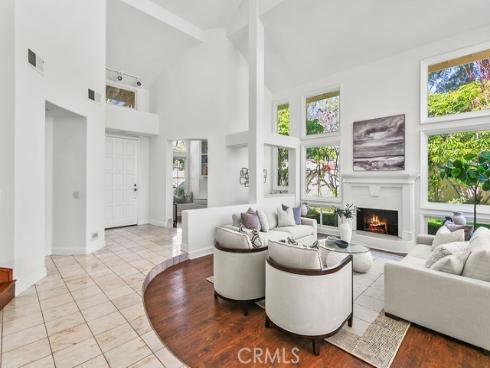 19  Harbor Pointe  , Corona del Mar, CA