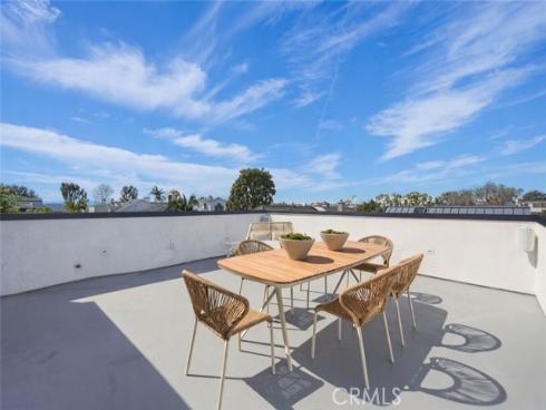 605  Carnation  , Corona del Mar, CA