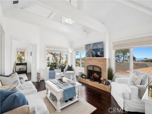 423  Poppy  , Corona del Mar, CA