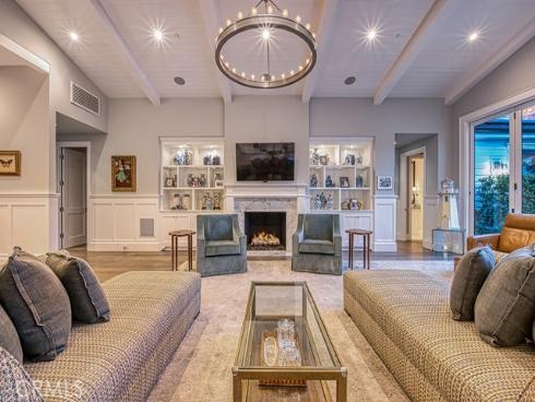 712  K Thanga  , Corona del Mar, CA