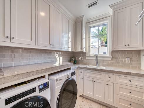 712  K Thanga  , Corona del Mar, CA