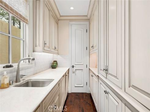 213  Jasmine  , Corona del Mar, CA