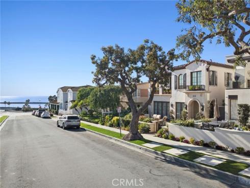 213  Jasmine  , Corona del Mar, CA
