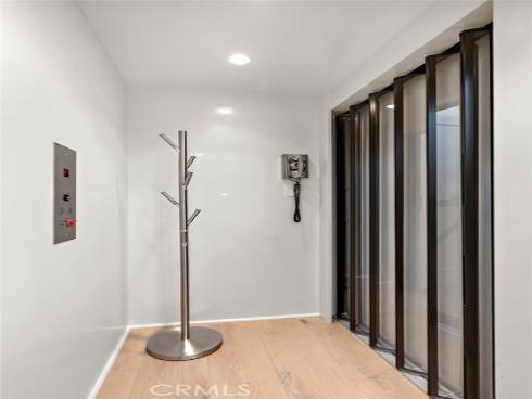 711  Marigold  , Corona del Mar, CA