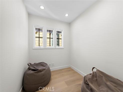 2534  Bungalow  87  Place, Corona del Mar, CA