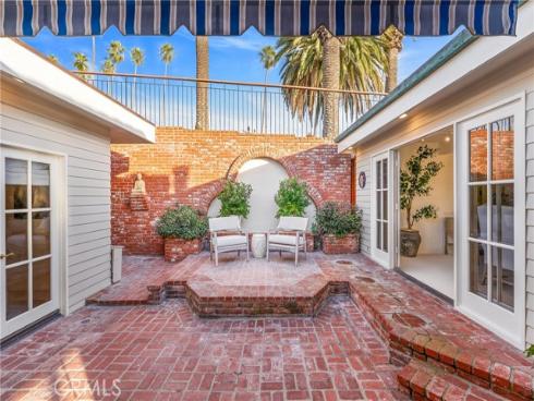 2727  Ocean   Boulevard, Corona del Mar, CA