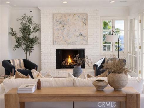 2727  Ocean   Boulevard, Corona del Mar, CA
