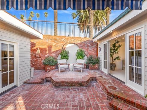 2727  Ocean   Boulevard, Corona del Mar, CA