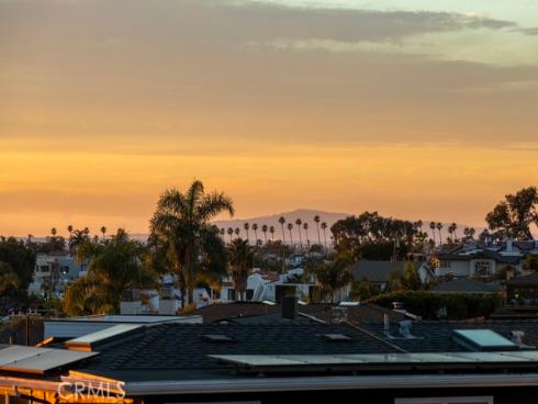 511  Seaward  , Corona del Mar, CA
