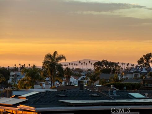 511  Seaward  , Corona del Mar, CA
