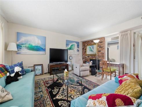 429 Carnation Avenue, Corona del Mar, CA