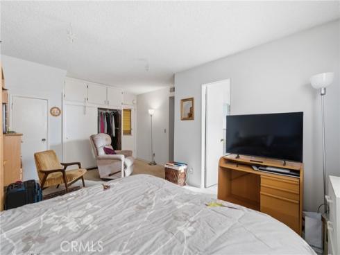 429 Carnation Avenue, Corona del Mar, CA