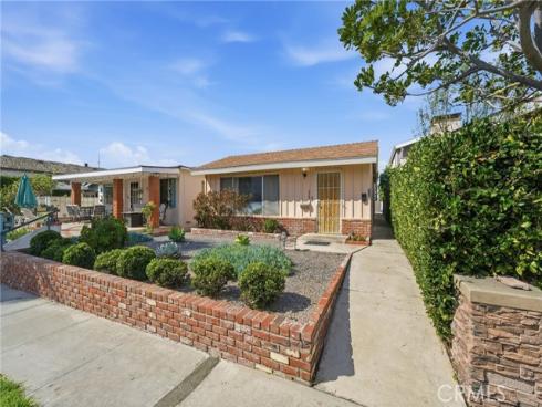 429 Carnation Avenue, Corona del Mar, CA