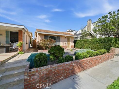 429 Carnation Avenue, Corona del Mar, CA