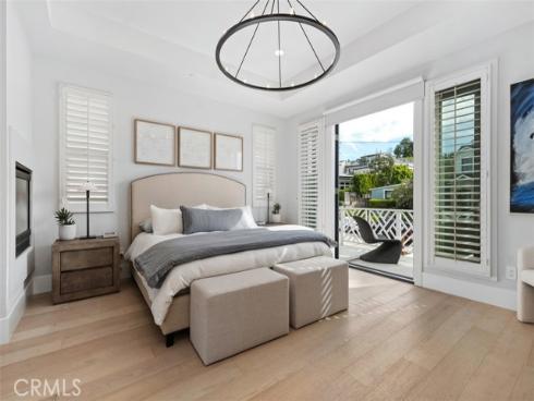 701  Poinsettia   Avenue, Corona del Mar, CA