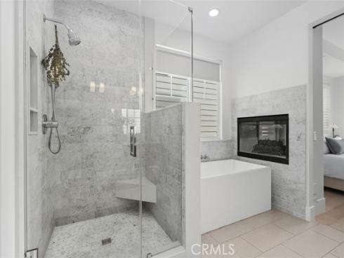 701  Poinsettia   Avenue, Corona del Mar, CA