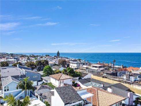 310  Marigold  , Corona del Mar, CA