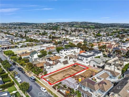 310  Marigold  , Corona del Mar, CA