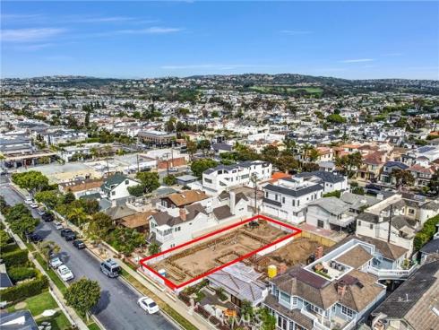 310  Marigold  , Corona del Mar, CA
