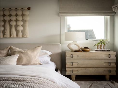 616  Poinsettia   Avenue, Corona del Mar, CA