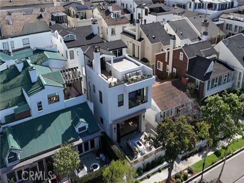 616  Poinsettia   Avenue, Corona del Mar, CA