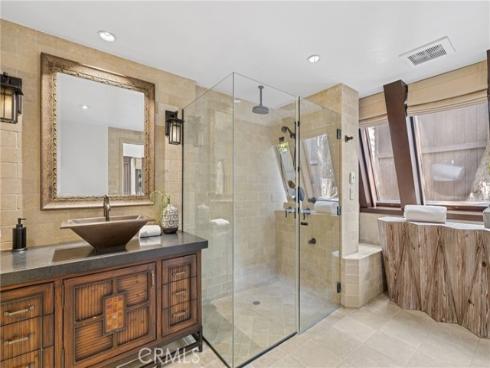 3150  Breakers  , Corona del Mar, CA