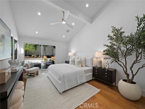 37  Beachcomber  , Corona del Mar, CA