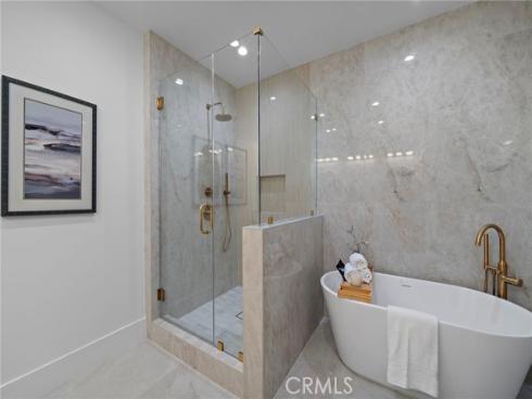 37  Beachcomber  , Corona del Mar, CA