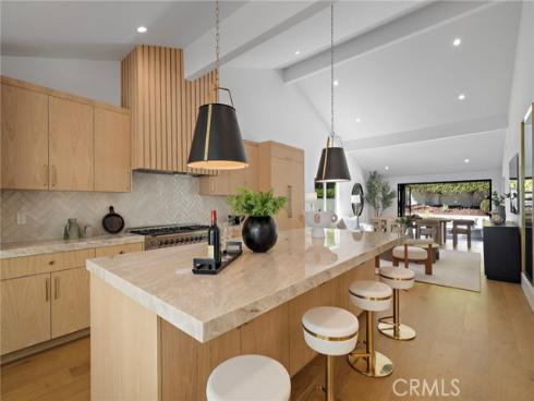 37  Beachcomber  , Corona del Mar, CA