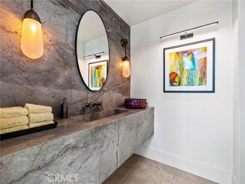 17  Muir Beach  , Corona del Mar, CA