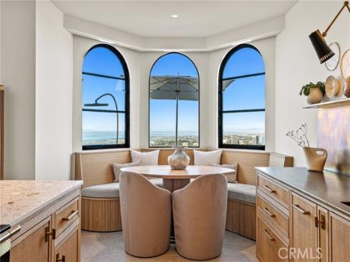 17  Muir Beach  , Corona del Mar, CA