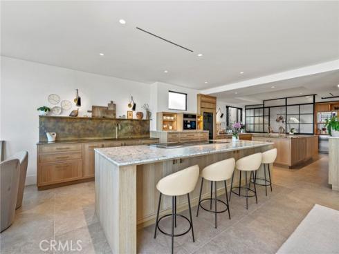 17  Muir Beach  , Corona del Mar, CA