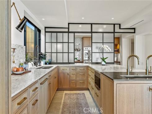 17  Muir Beach  , Corona del Mar, CA