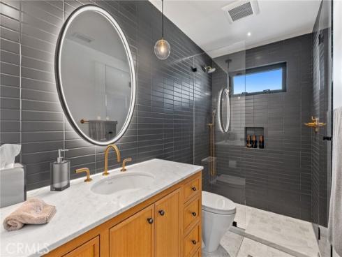 17  Muir Beach  , Corona del Mar, CA