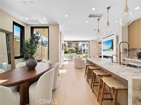 612  Begonia  , Corona del Mar, CA