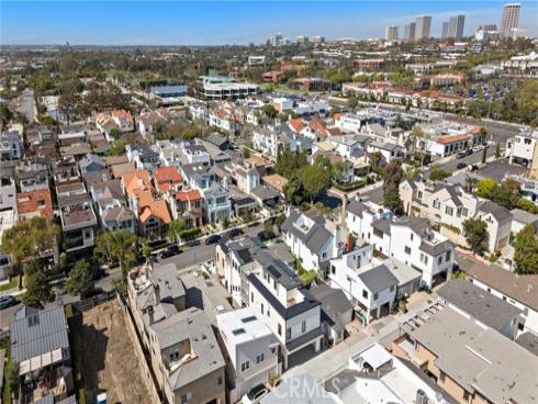 612  Begonia  , Corona del Mar, CA