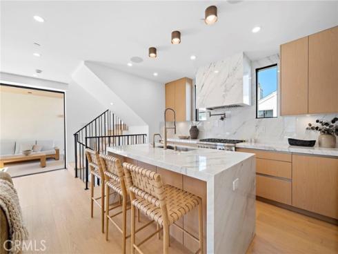 612  Begonia  1-2 , Corona del Mar, CA