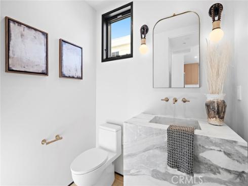 612  Begonia  1-2 , Corona del Mar, CA