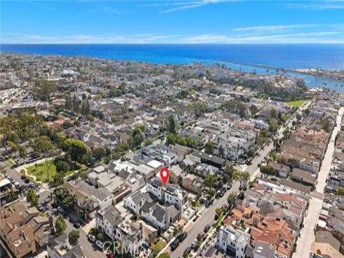 612  Begonia  1-2 , Corona del Mar, CA