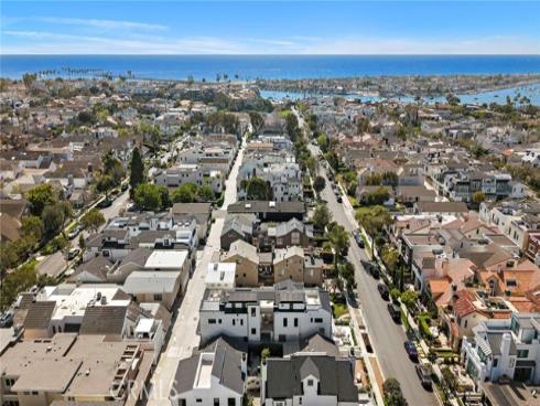 612  Begonia  1-2 , Corona del Mar, CA