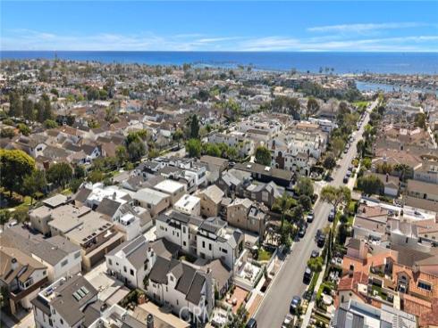 612  Begonia  1-2 , Corona del Mar, CA