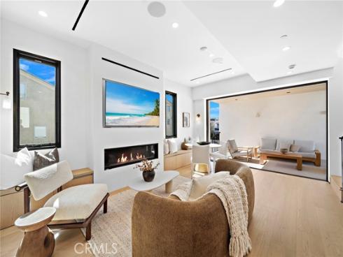 612  Begonia  1-2 , Corona del Mar, CA