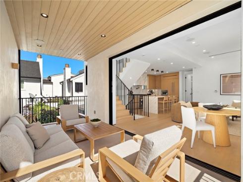 612  Begonia  , Corona del Mar, CA