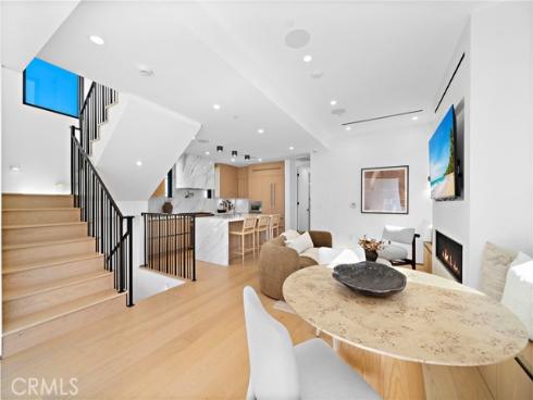 612  Begonia  , Corona del Mar, CA