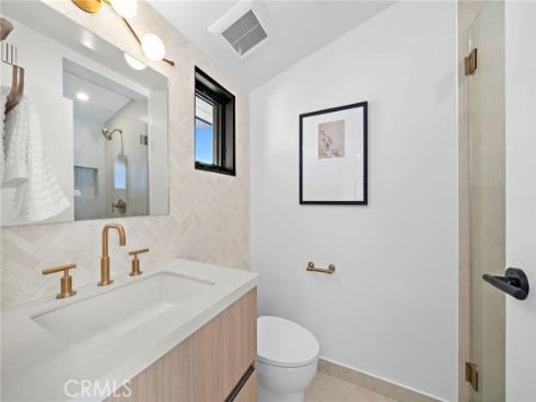 612  Begonia  , Corona del Mar, CA